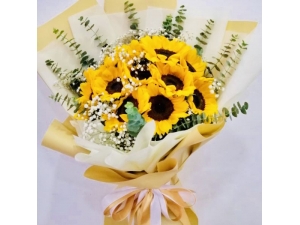 12 pcs Sunflower Bouquet